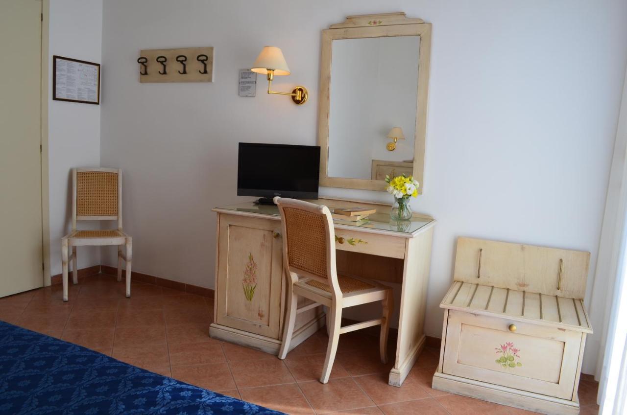 Hotel I Due Gabbiani Citr 9006 Andora Exterior photo