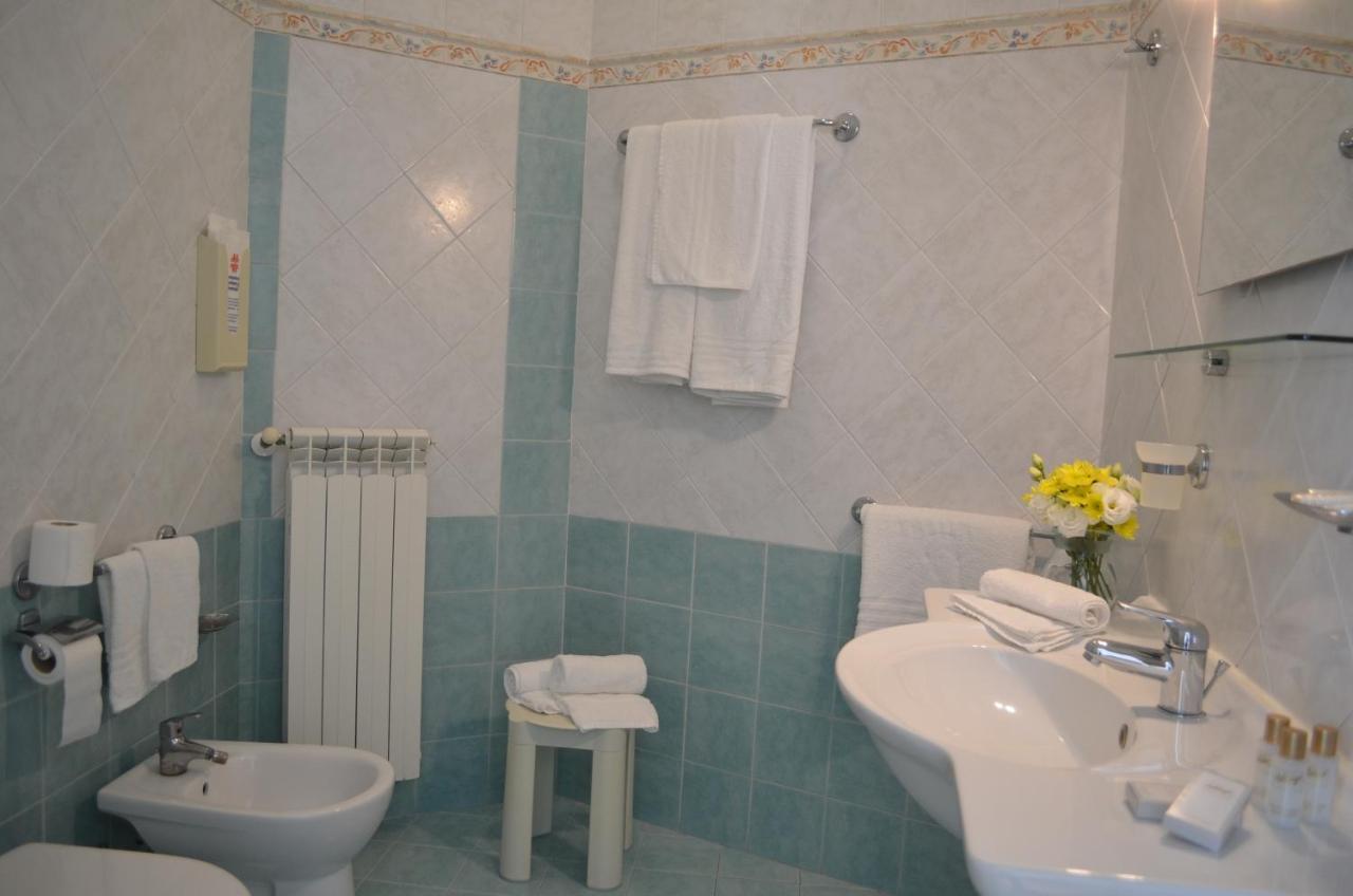 Hotel I Due Gabbiani Citr 9006 Andora Exterior photo
